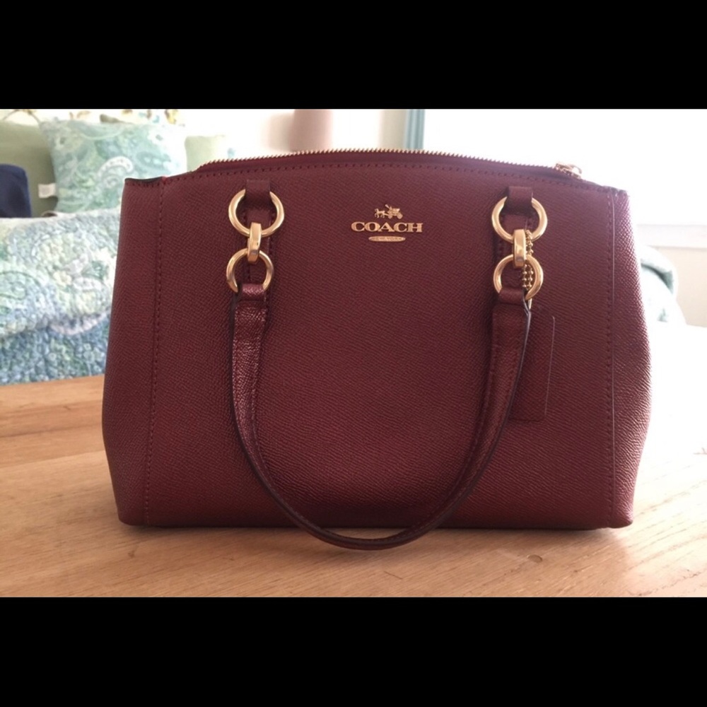🌺 AUTHENTIC COACH CARRYALL🌺